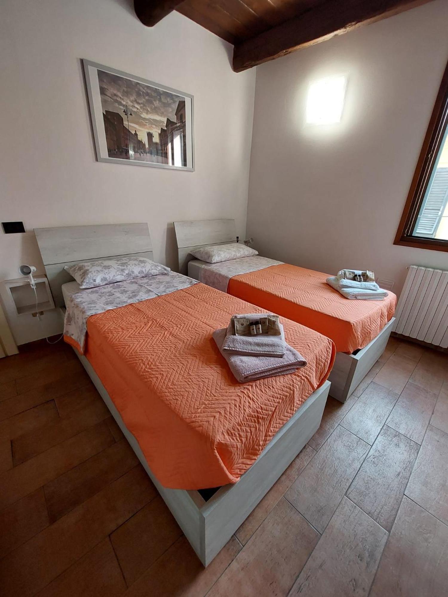 Dodo'S House Hotel Ferrara Luaran gambar
